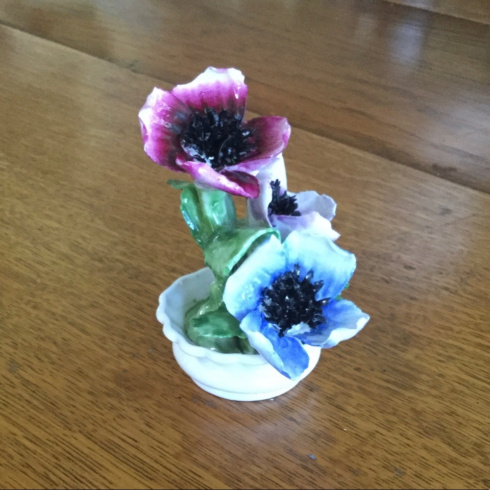 VTG Radnor Porcelain Bouquet Flower Vase